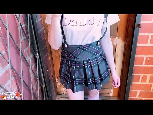 ❤️ Koulutyttö imee kulliaan syvälle ja nussii luokkien sijaan. Pornovideo at fi.verhentai.ru ❌